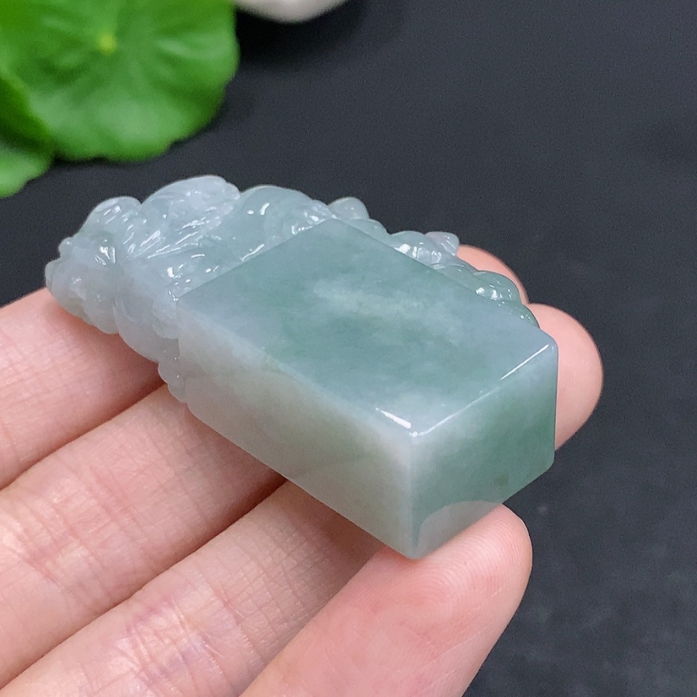 F30457039 Jadeite Pi Xiu Seal, Total Weight Approx. 37g