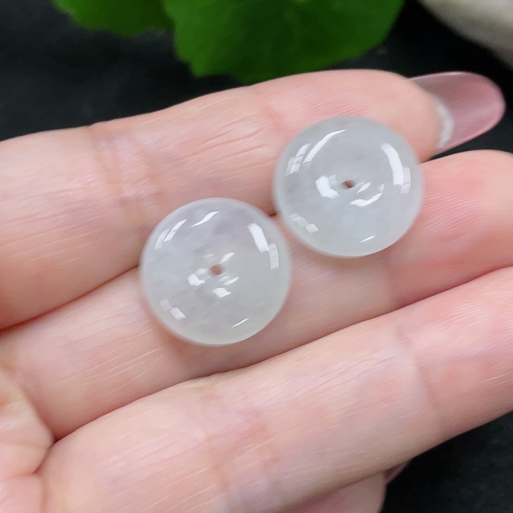 F33826351 Jadeite Safety Buckle Pendant Sell as a Lot