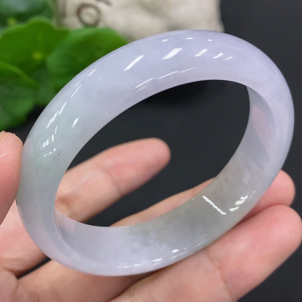 F33857525 Jadeite Concubine Bracelet Size 50/44.6 Total Weight Approx. 39.6g