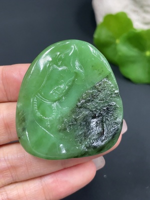 H18020522 Hetian Jade Pendant - Landscape Guanyin, Total Weight Approx. 30g
