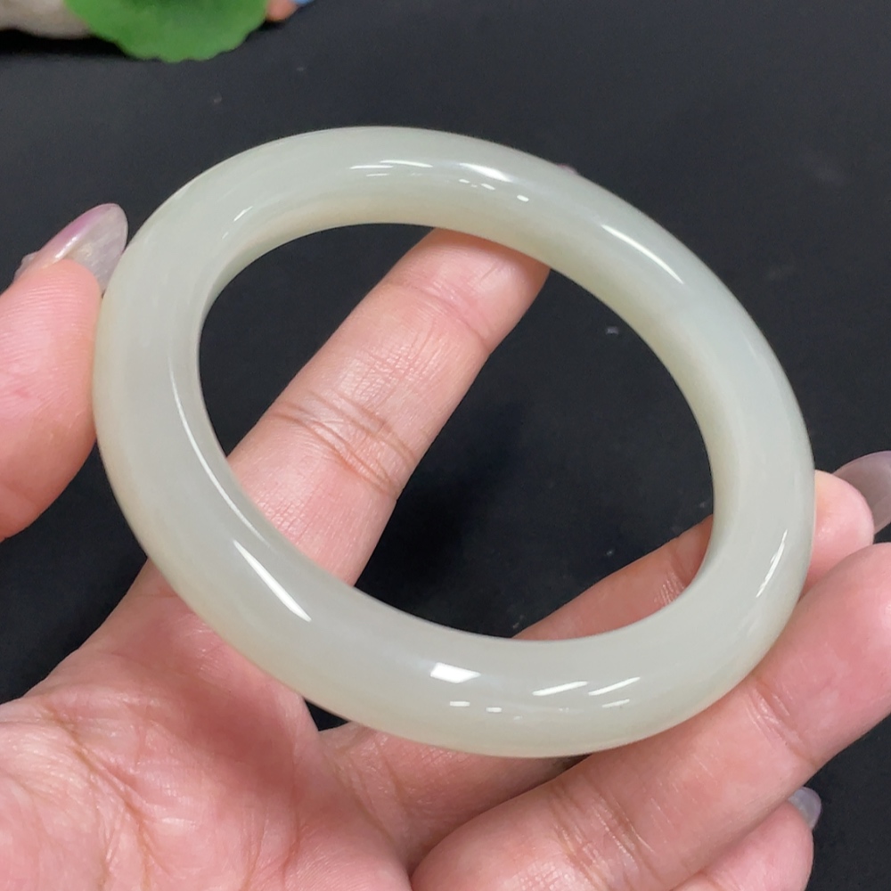 H33931939 Hetian Jade Round Bracelet Size 61 Total Weight Approx. 66.2g