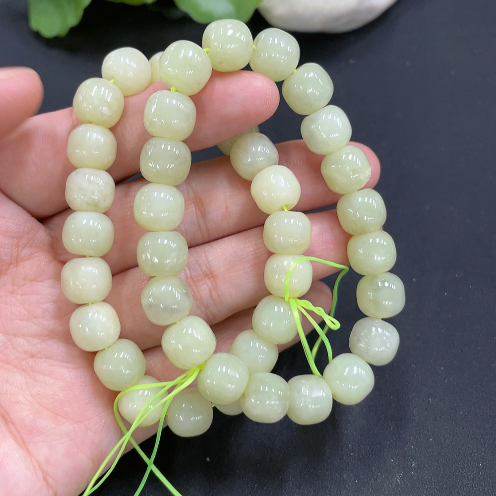 H11158265 Hetian Jade Bead Strand, Approx. 9.5mm, Total Weight 61g