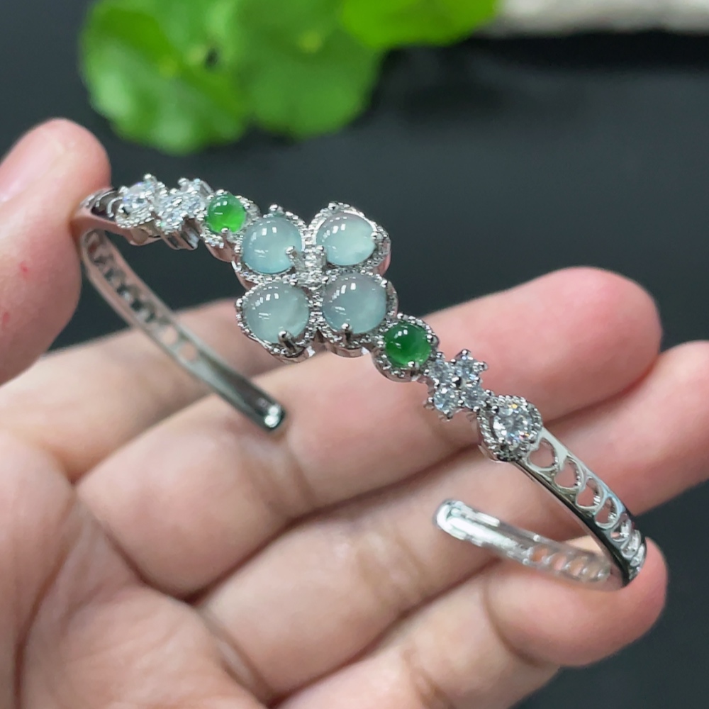 F35109707 Jadeite cabochon inlaid bracelet Non-gold inlaid Total weight about 7.5g