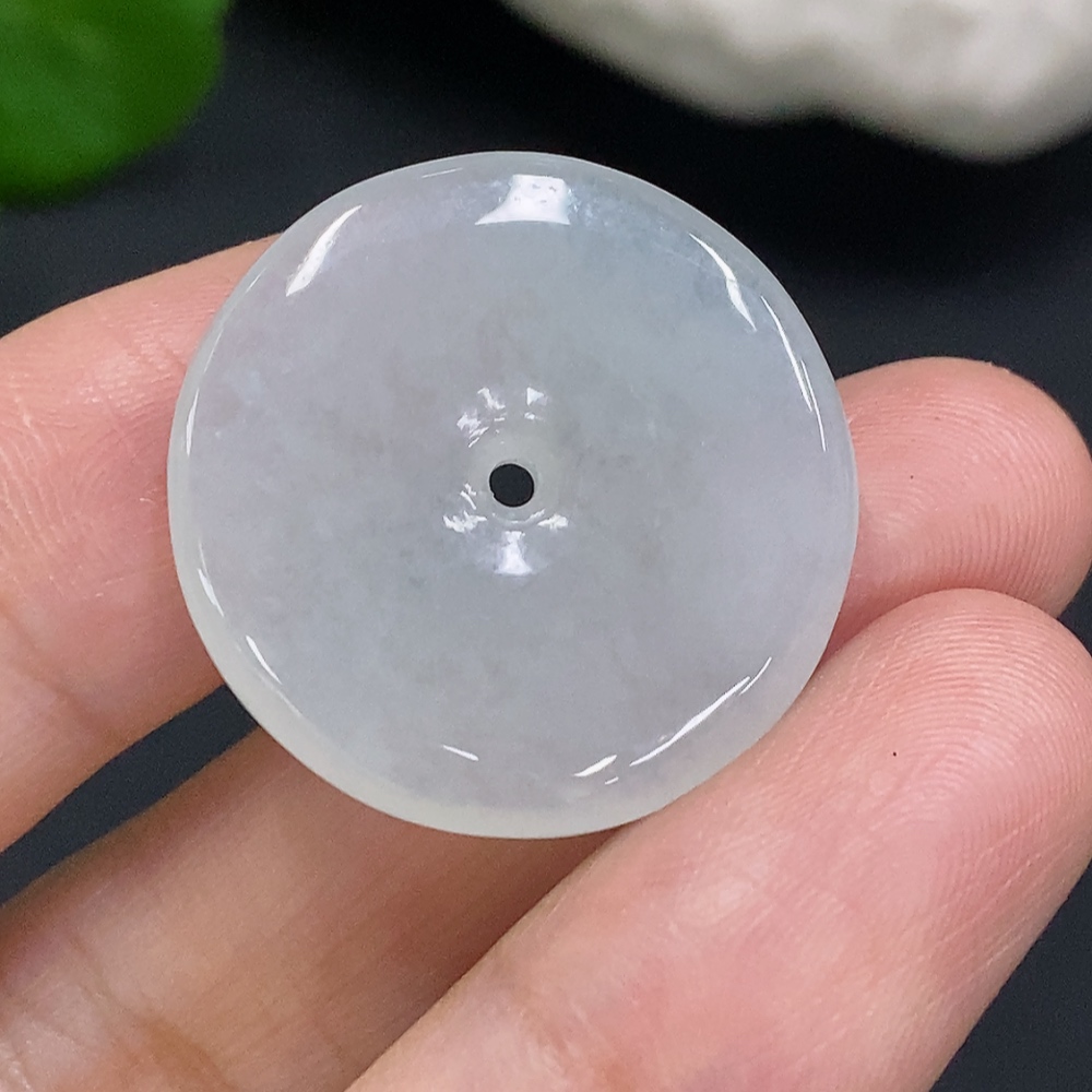 F30452726 JadeitePeace Button