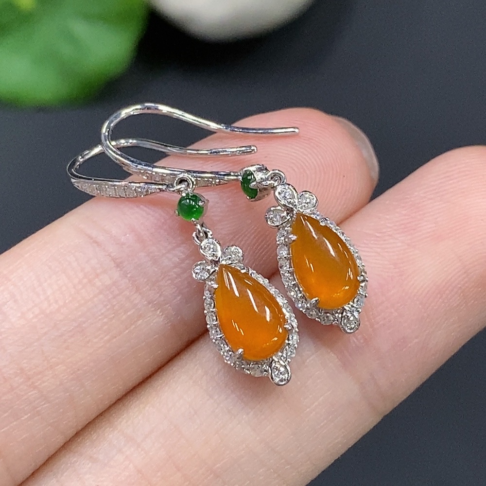 F16753717 Jadeite Cabochon Earrings Set in 18K Gold, Total Weight 2.4g