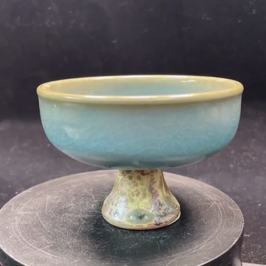 W30448330 Ceramic, Mint Condition, Modern Jun Ware Bowl (Size as per actual item)