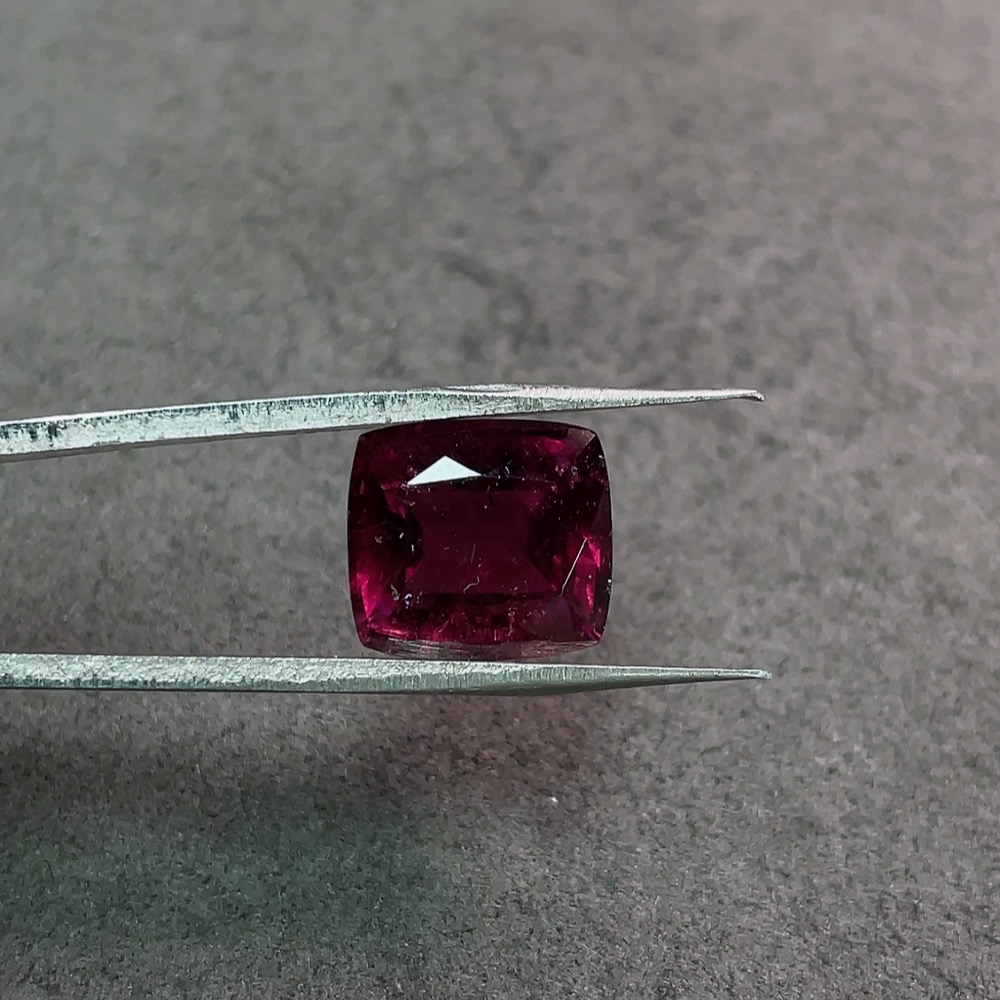 C34039618 Tourmaline Rough, Total Weight Approx. 6.73 Carats