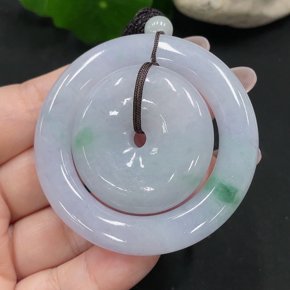 F34068114 Jadeite Mother-and-Child Toggle Pendant Total Weight Approx. 56.88g