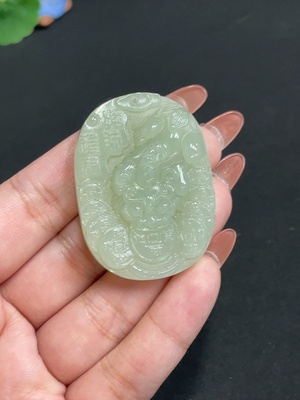 H35101314 Hetian Jade Pendant, Auspicious Beast, Total Weight Approx. 29.1g