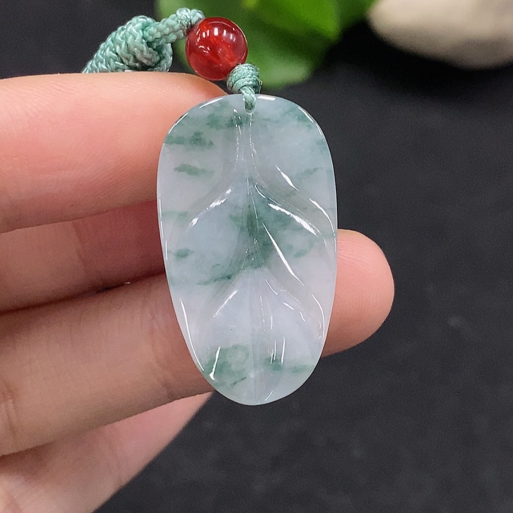 F34057712 Jadeite Leaf Pendant Total Weight Approx. 5.5g Including Rope Weight Non-A Grade Matching Beads