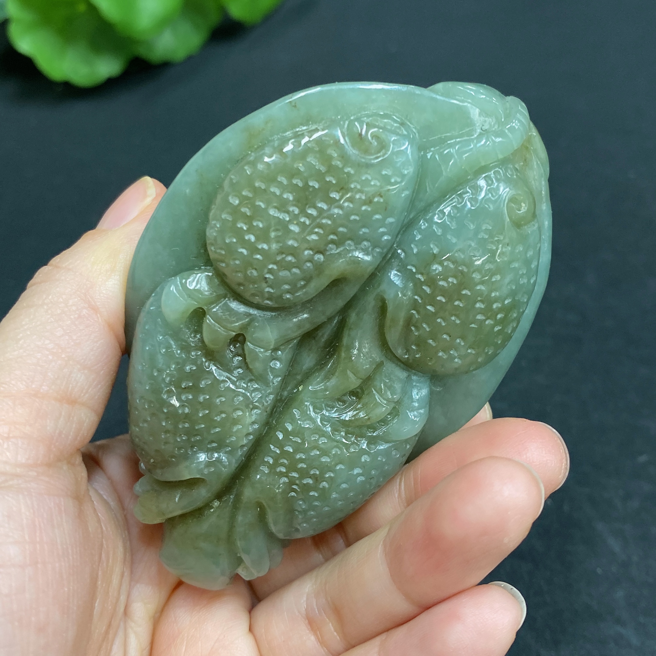 H29375602 Hetian Jade Handheld Piece, Dragon Turtle, Total Weight Approx. 184.9g