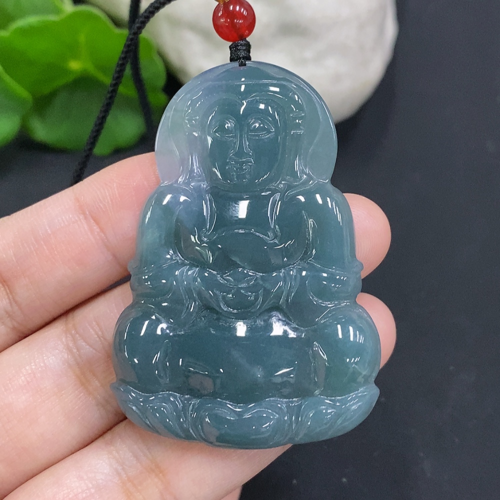 F35127311 Jadeite Guanyin Pendant Total Weight Including Cord Approx. 18.9g (Matching Beads Non-Grade A)