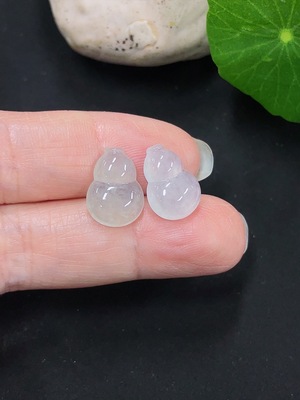 F39547412 翡翠葫芦镶嵌件一手走