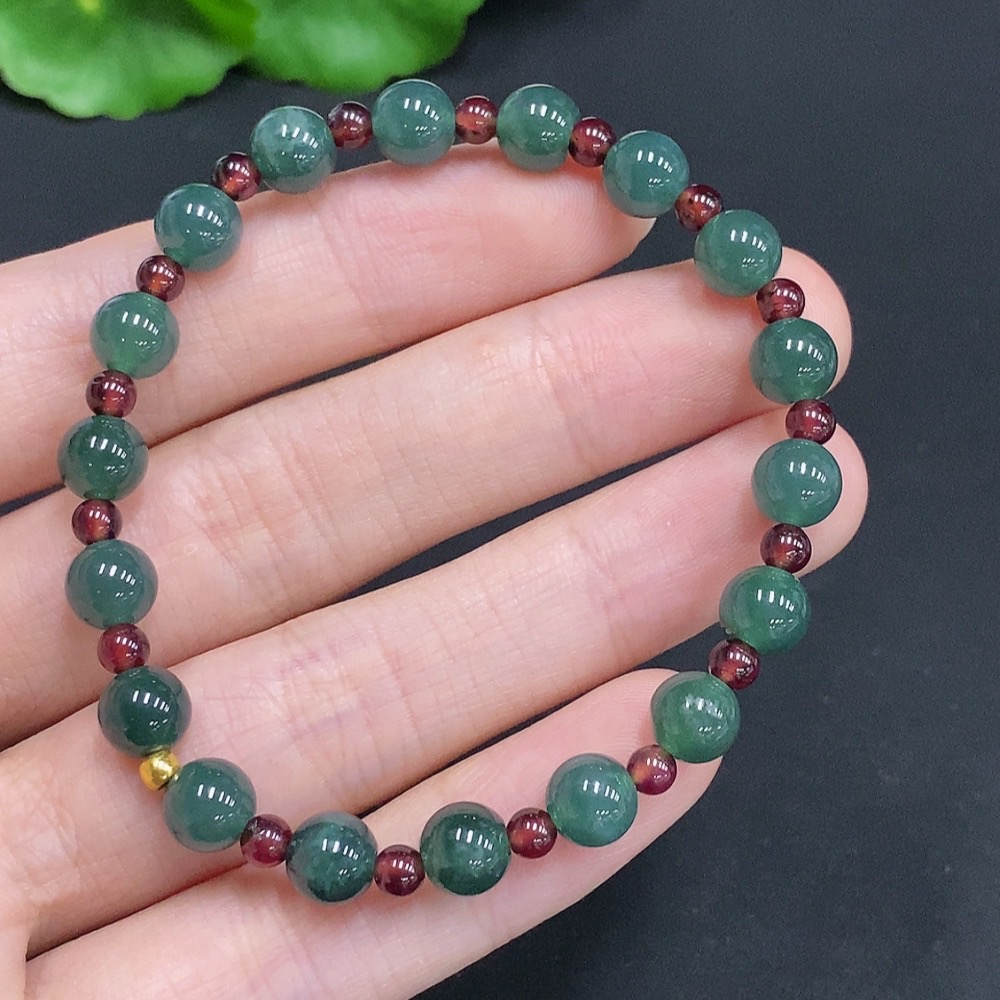 F30544517 Jadeite Bracelet Approx. 6.8mm Beads with 99% Gold Small Beads Non-Grade A Total Weight Approx. 11.44g