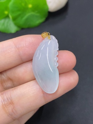 F46615651 翡翠福瓜挂件 18k金扣头 货品总重量约3.8克