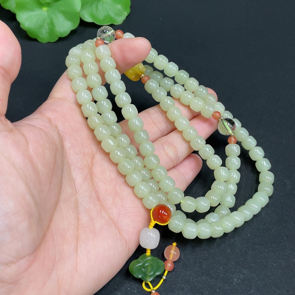 H34052799 Hetian Jade Bead Necklace, approx. 6.5mm, total weight about 61.8g, with crystal, amber, and Nanhong accessories, other accessories not Hetian Jade