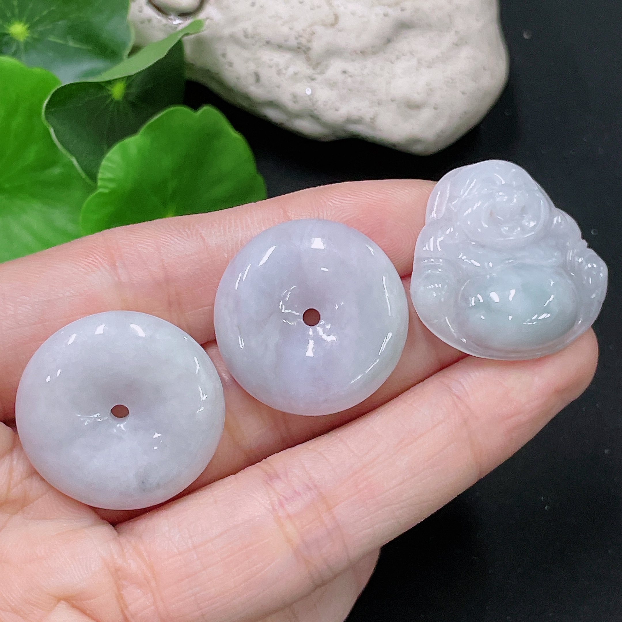 F33892988 Jadeite Pendant Peace Button Buddha