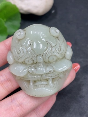 H34960374 Hetian Jade Pendant Auspicious Beast Total Weight: Approx. 42.3g