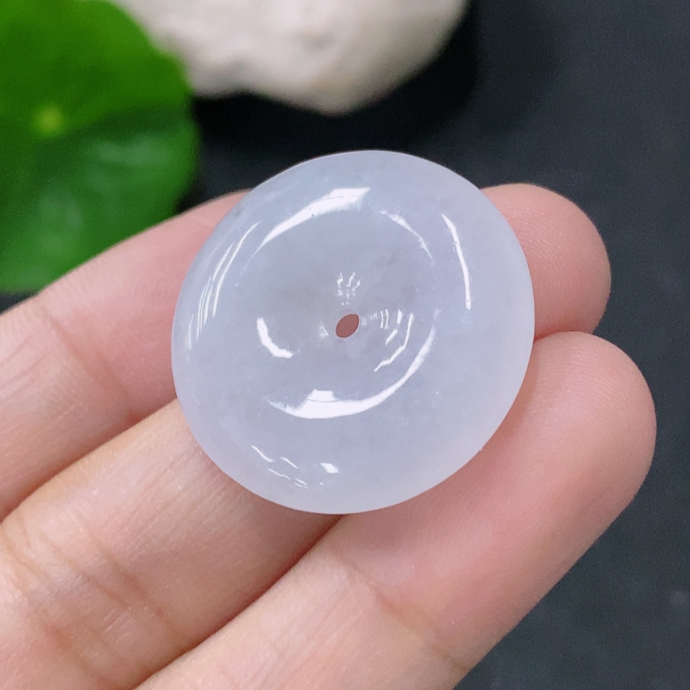 F33887501 Jadeite Pendant Peace Buckle Total Weight Approx. 5.94g