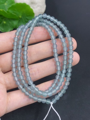 F41933651 翡翠珠链 货品总重量约19克 卡4.2mm左右