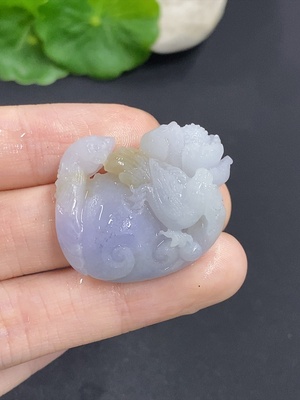 F42967250 翡翠毛货花开富贵挂件 货品总重约12.6克（含其他矿物成分）