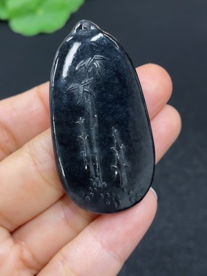H46559157 和田玉挂件   竹节    货品总重约14.4g