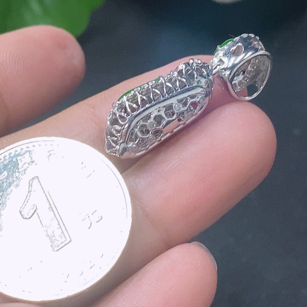 F33849407 Jadeite Pendant with 18k Gold and Diamond Accents, Total Weight Approximately 2.94g