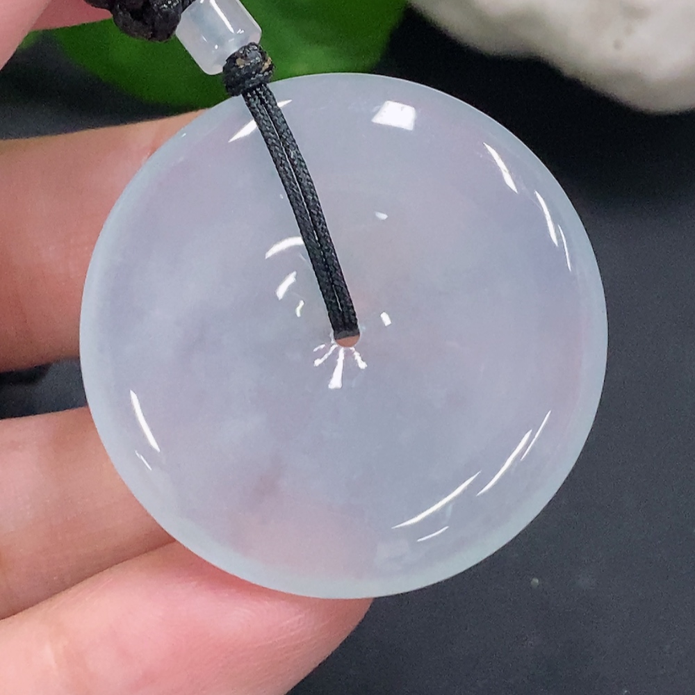 F33932774 Jadeite Peace Knot with Cord, Total Weight Approx. 21.4g