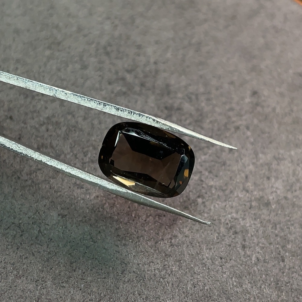 C34006802 Crystal Rough Stone Total Weight Approx. 6.61 Carats