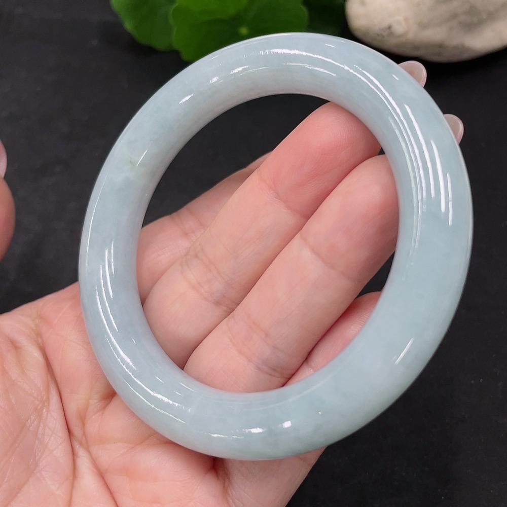 F35082341 Jadeite Round Bangle Size 55 Total Weight Approx. 66.8g