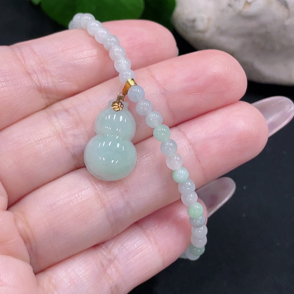 F35083606 Jadeite Bracelet Approx. 3.7mm Gold Content 64% Total Weight Approx. 5.1g