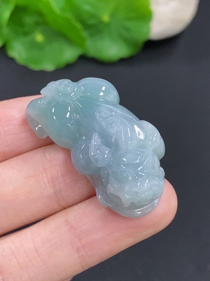 F42973665 翡翠貔貅挂件 货品总重约14.8克
