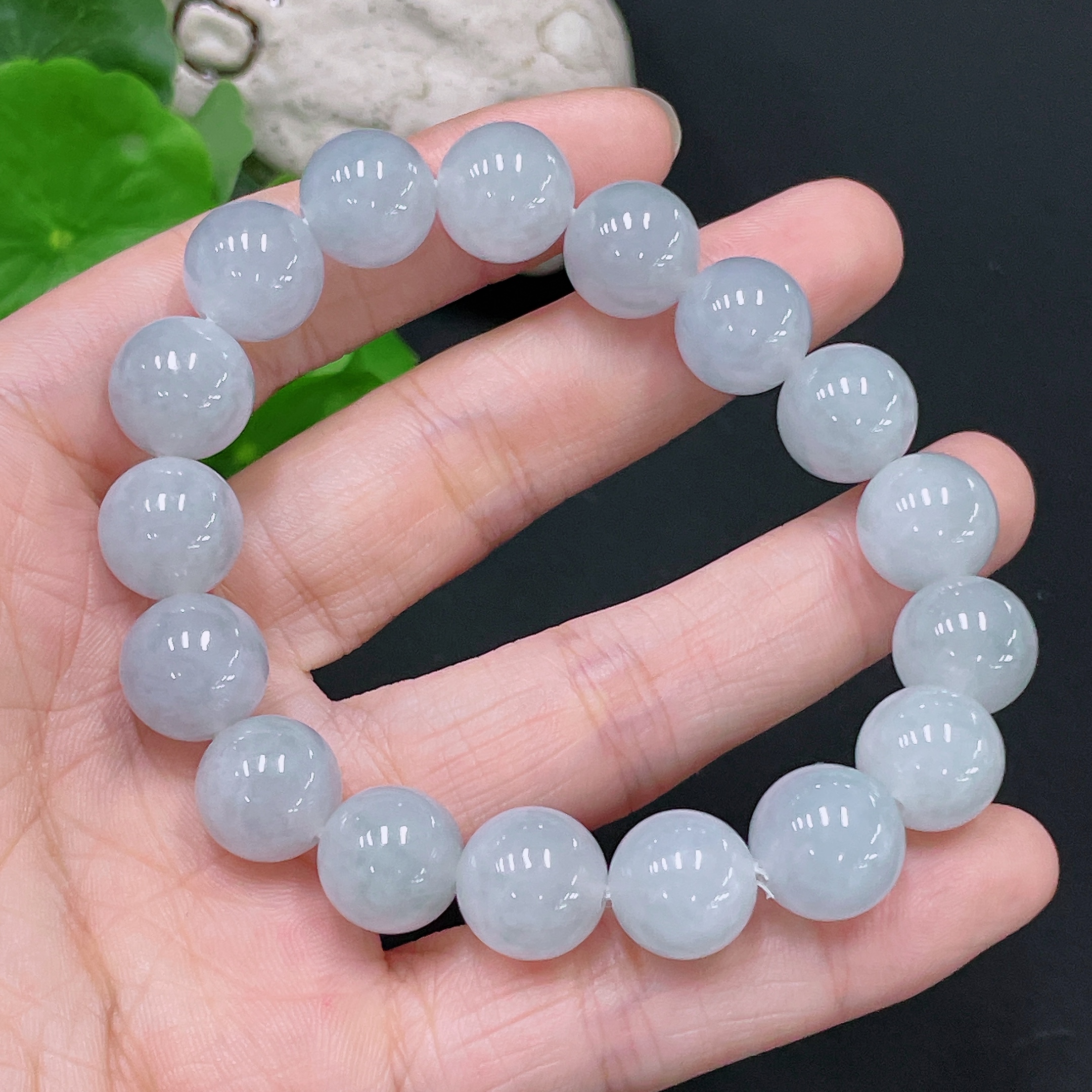 F33865617 Jadeite Bead Bracelet Approximately 12mm Total Weight About 51.55g