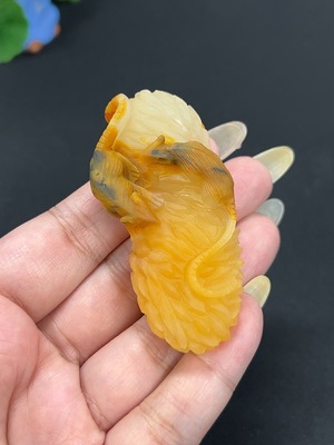 H41947336 黄龙玉挂件 鼠来财 货品总重约46.8g