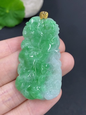 F42967040 翡翠莲花挂件 18k金扣头 货品总重量约19克