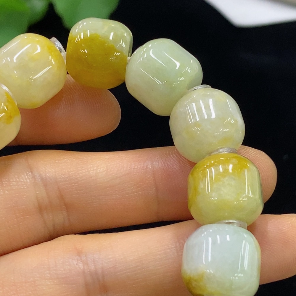 F34044096 Jadeite Bracelet 13.7mm Approx. Total Weight About 71.47g Yellow Part Color Origin Undetermined