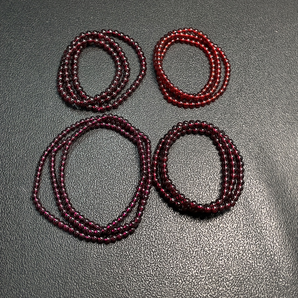 C33924203 Garnet Beaded Necklace Total Weight Approx. 113.06g Sell as a Lot