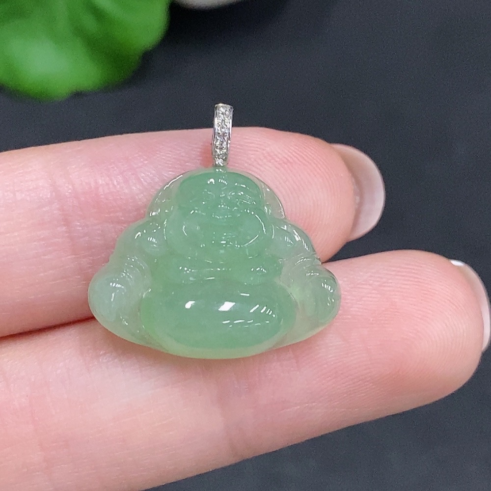 F34033981 Jadeite Buddha Pendant with 18K Gold Bail, Total Weight Approx. 3.5g, Non-Diamond