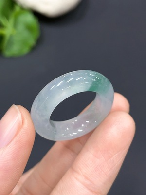 F24729171 Jadeite Ring Size 11 Total Weight Approx. 5.18g