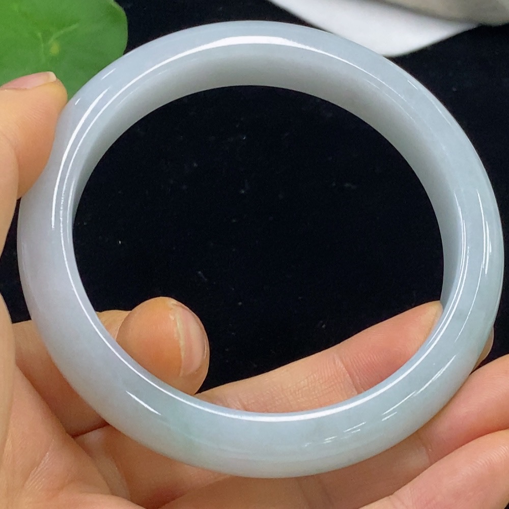 F35114433 Jadeite Round Bracelet Size 59.8 Total Weight Approx. 61.21g