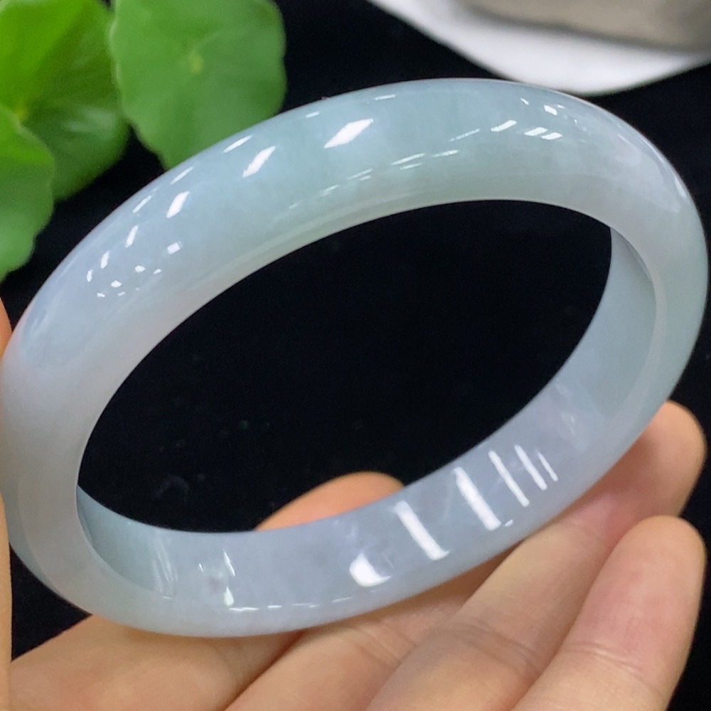 F35135393 Jadeite Round Bracelet Size 61.9 Total Weight Approx. 58.2g