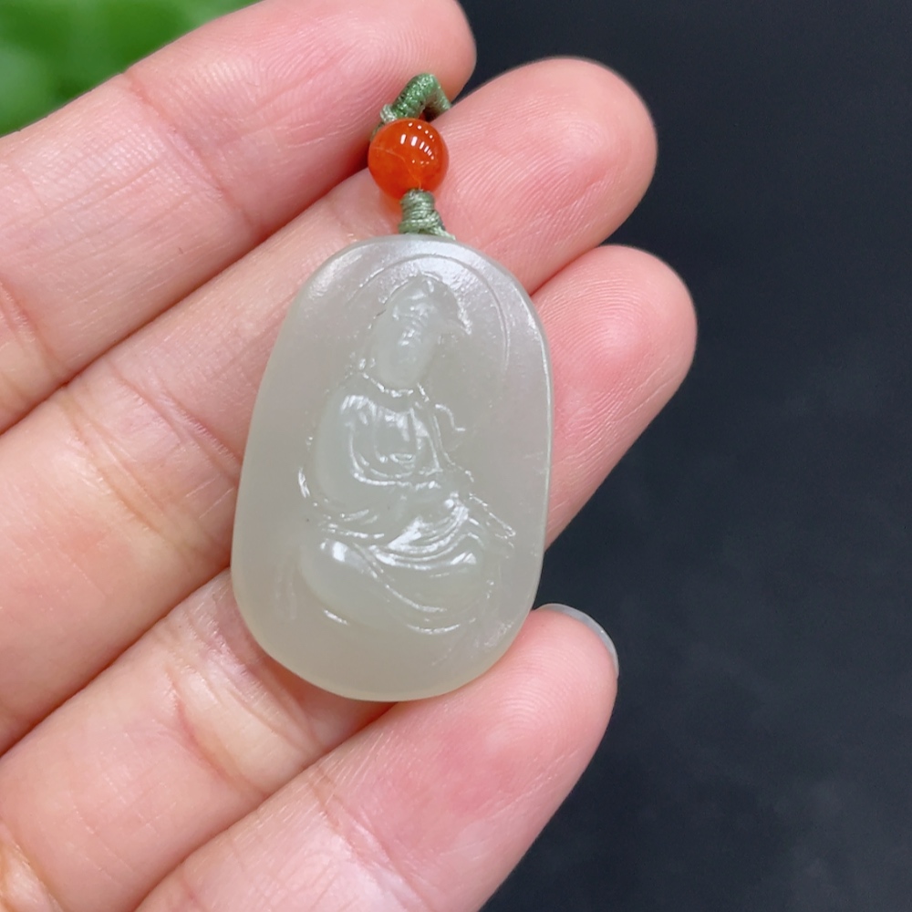 H34072413 Hetian Jade Pendant Guanyin Total Weight (including rope) 7g