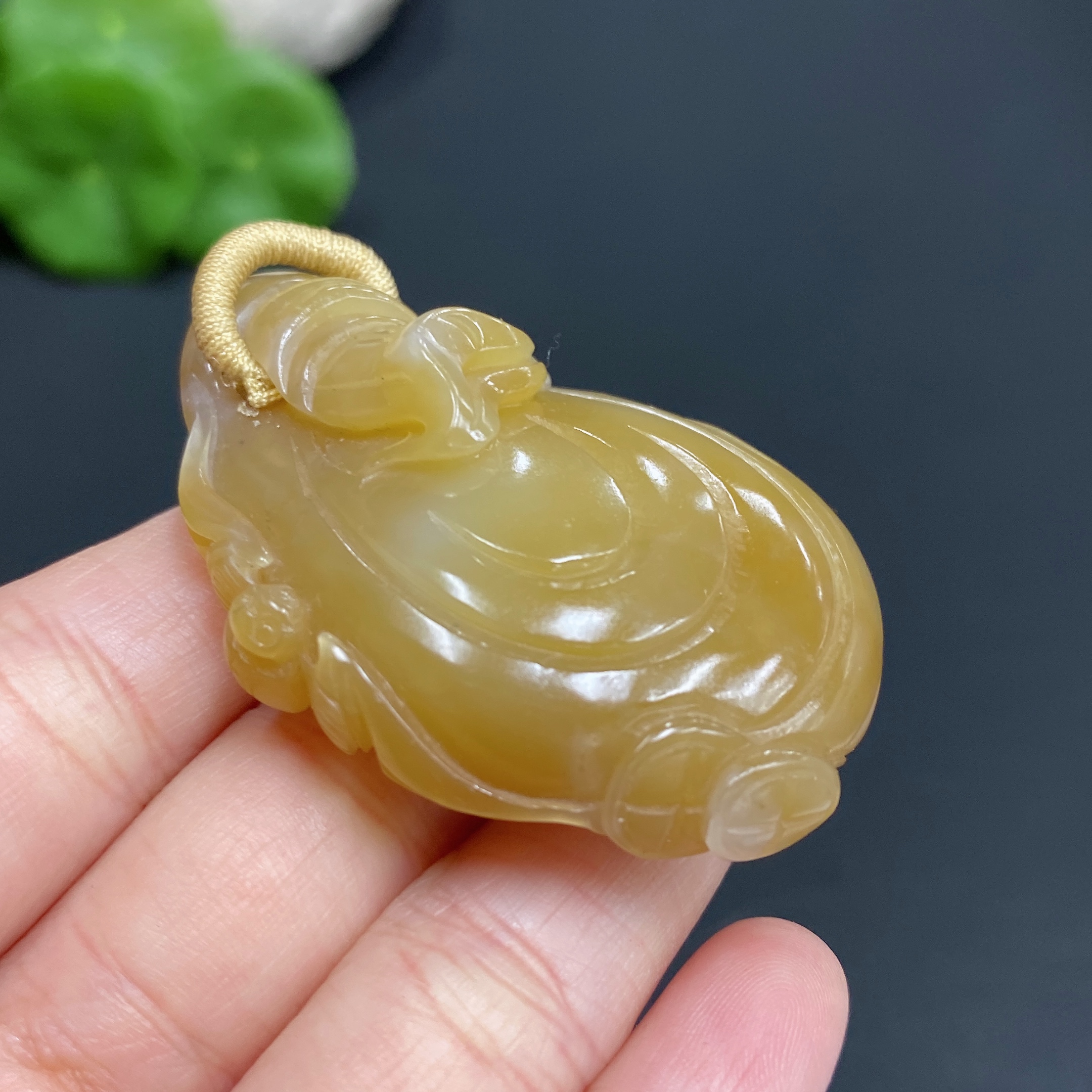 H27126916 Hetian Jade Pendant    Lucky Bag   Total Weight: Approx. 36.6g