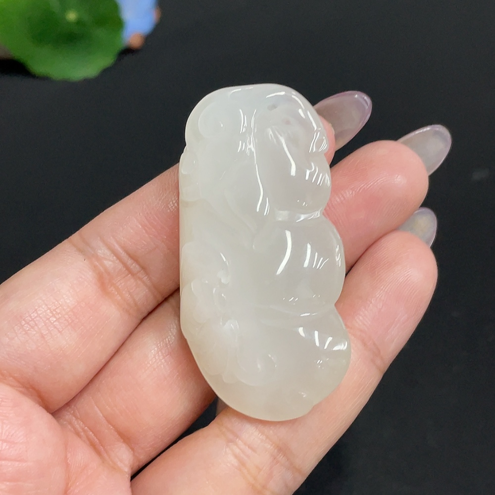 H33930568 Hetian Jade Pendant Fu Dou Total Weight About 25.8g