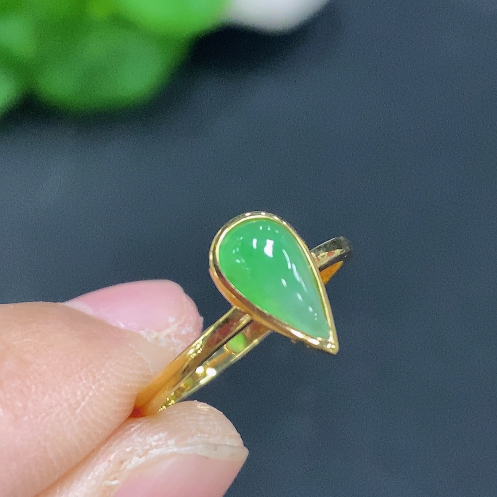 F24798732 Jadeite Inlaid Ring 18K Gold Size 13 Total Weight Approx. 1.8g
