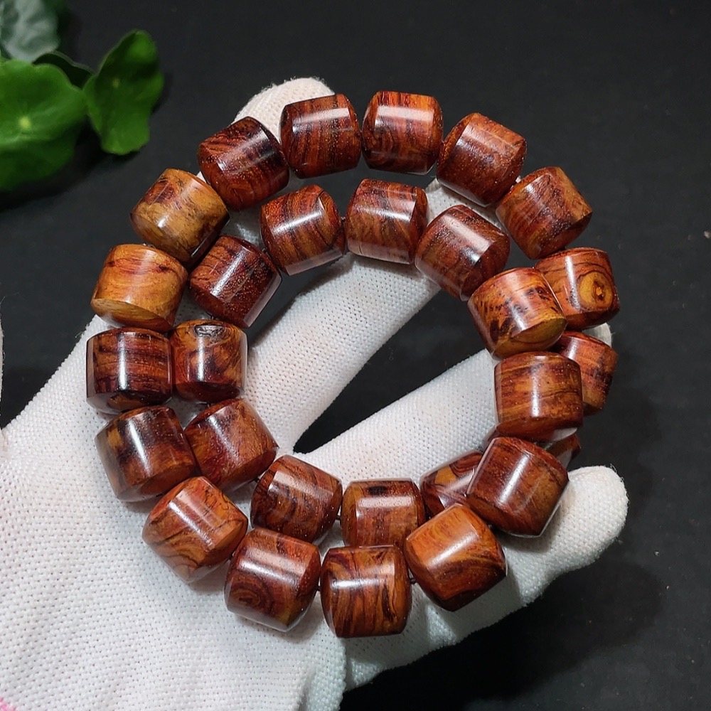 W33937402 Huanghuali Long Strand (Total weight approx. 58.7g, bead size approx. 14.9mm)