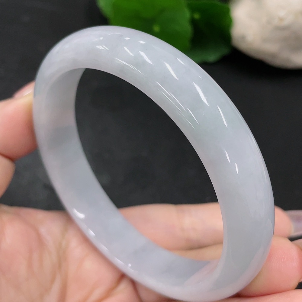 F34069198 Jadeite Round Bangle Size 63.4 Total Weight Approx. 62.7g