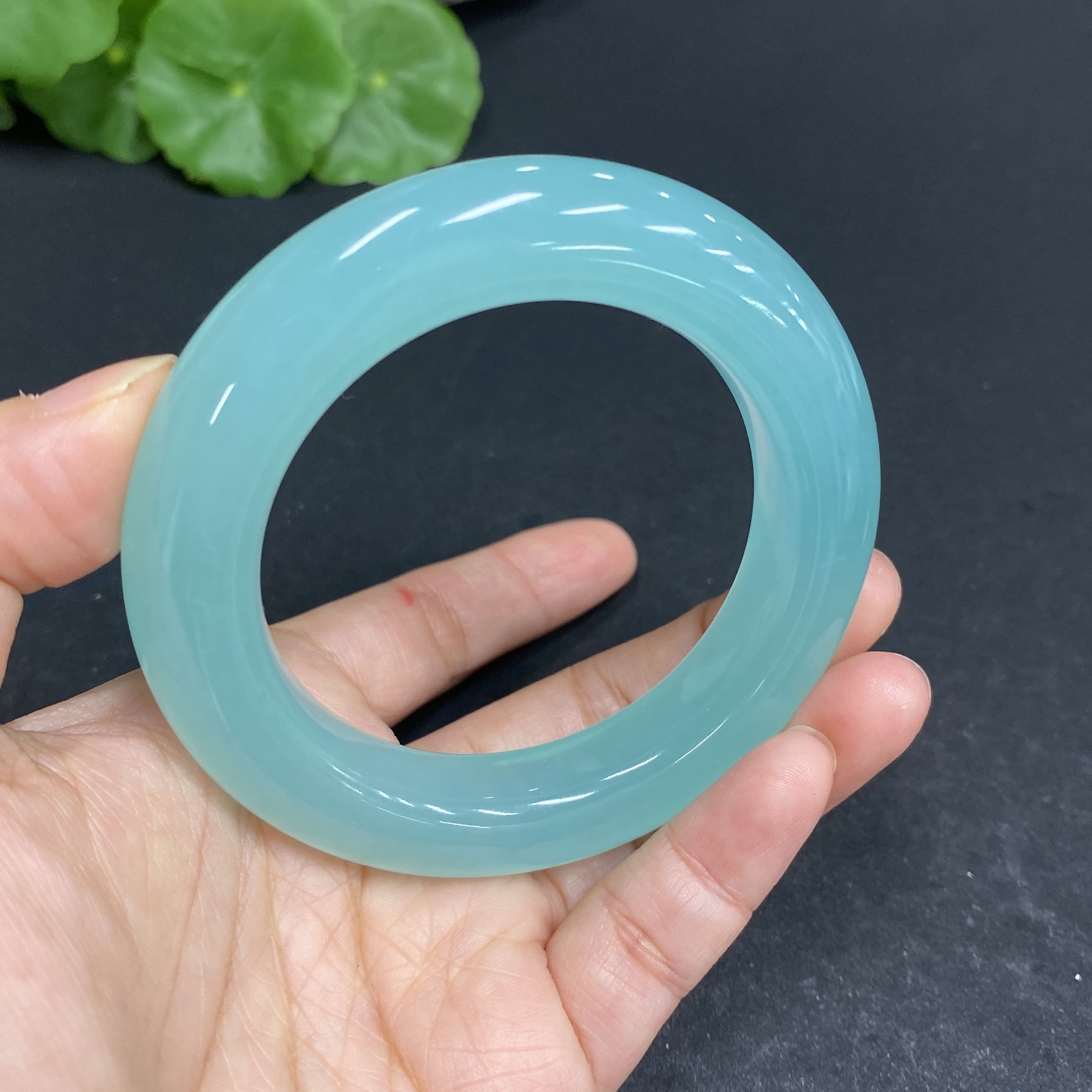 H33904192 Xiuyu (Serpentine Jade) Regular Bracelet Size 52.2 Total Weight Approx. 64g