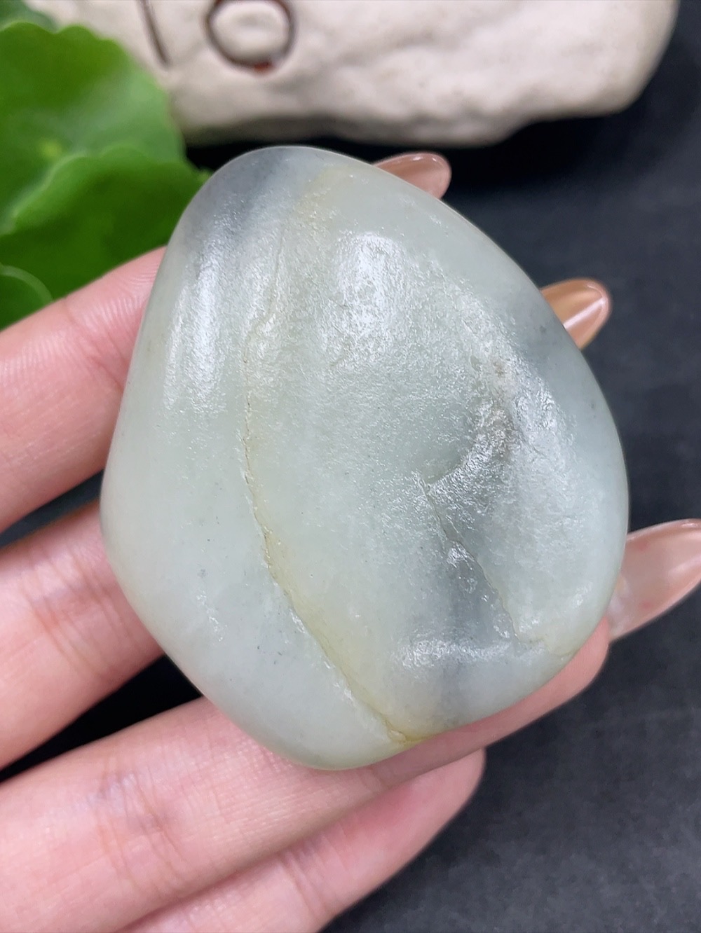 H32823308 Hetian Jade  Undetermined skin color origin  Total weight about 63.9g