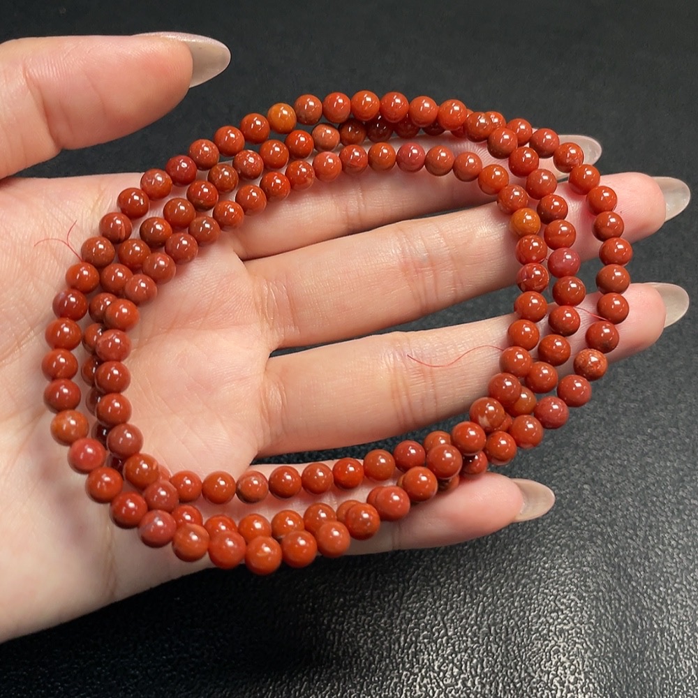 C34992297 South Red Agate Bead Strand with Visible Organic Matter, Total Weight Approx. 27.1g, Size ca. 5.1mm